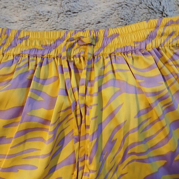 Collusion Women's Purple Yellow Zebra Stripe Boxer Shorts SZ 0 NWOT - Picture 2 of 8